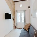 Feriehus Casa Mauro E Roberta Zingaro *