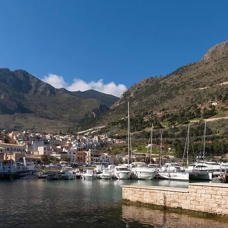 펜션 Casa Mauro E Roberta Zingaro