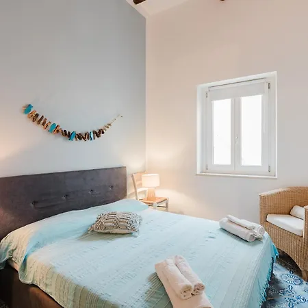 Casa Mauro E Roberta Zingaro 펜션 카스텔라마레델골포