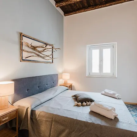 Casa Mauro E Roberta Zingaro 카스텔라마레델골포