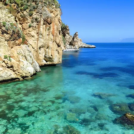 펜션 Casa Mauro E Roberta Zingaro 카스텔라마레델골포