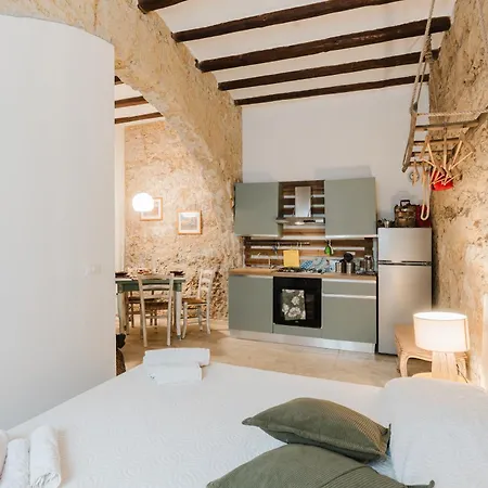 Casa Mauro E Roberta Zingaro Holiday home *