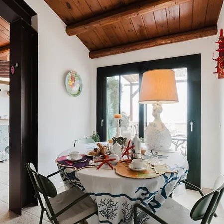 بيت للعطل Casa Mauro E Roberta Zingaro كاستيلاّماري ديل غو