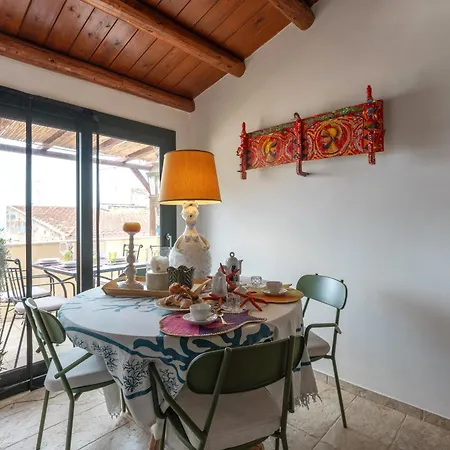 Casa Mauro E Roberta Zingaro * كاستيلاّماري ديل غو