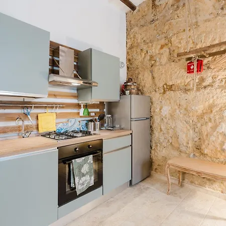 Casa Mauro E Roberta Zingaro بيت للعطل *